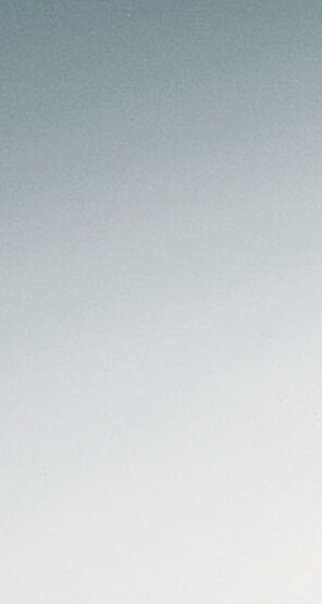 Spiegelbleche SM-Super Acht Edelstahl Rostfrei 1.4301 kaltgewalzt einseitig hochglanzpoliert Vorderseite mit Schutzfolie