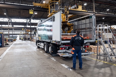 komb-schienen-u-strassenverkehr_1